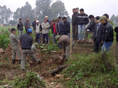 Nạn đào trộm mộ người bị sét đánh từng khuynh đảo các vùng quê