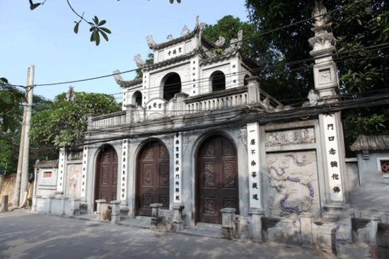 Đến Chùa Hà: Đầu năm cầu duyên, cuối năm lấy chồng
