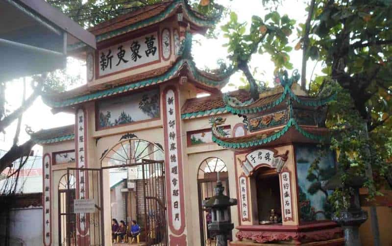cong den co be suoi ngang