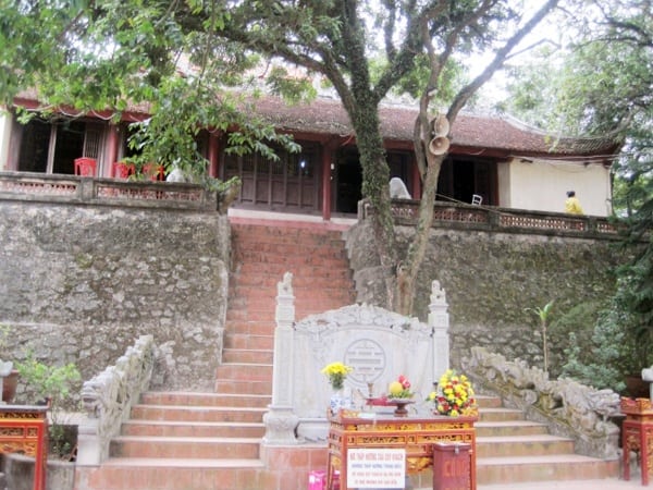 den sinh hai huong