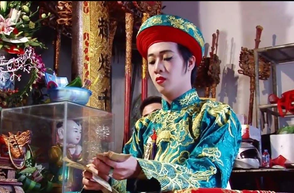 hau-dong-quan-lon-de-nhi