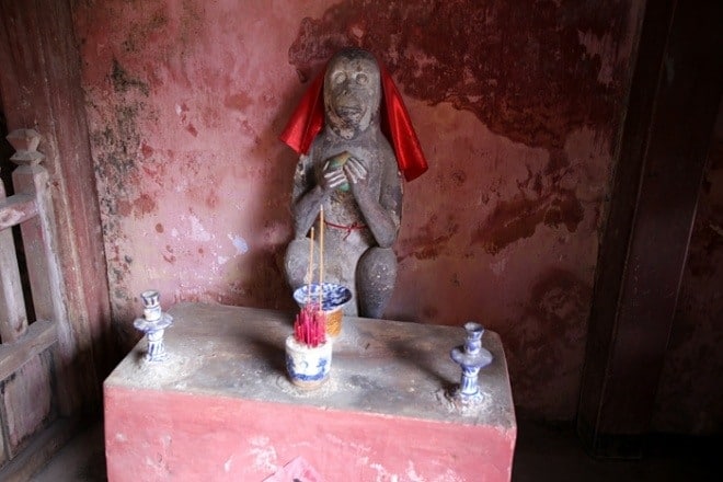 Tượng “Thần Hầu”